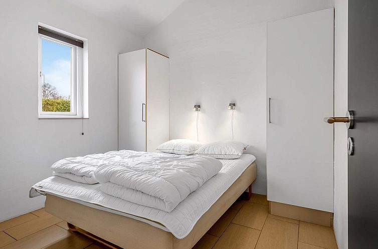 Vakantiehuis "Synne" - 350m from the sea