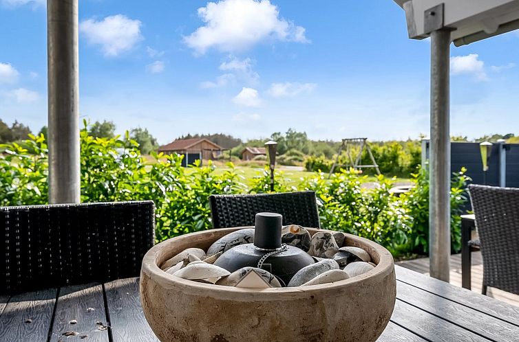 Vakantiehuis "Bryngeir" - 750m from the sea