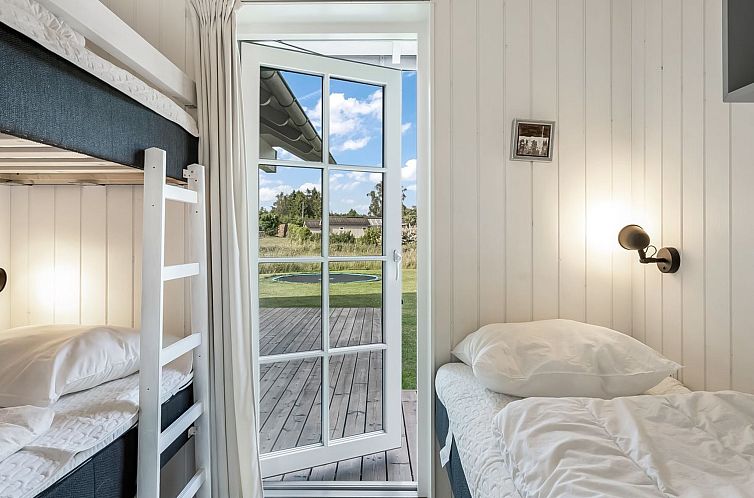 Vakantiehuis "Bryngeir" - 750m from the sea