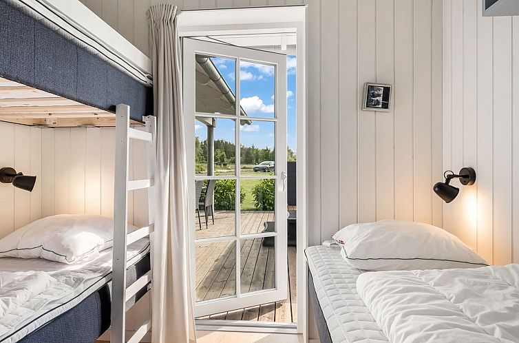 Vakantiehuis "Bryngeir" - 750m from the sea