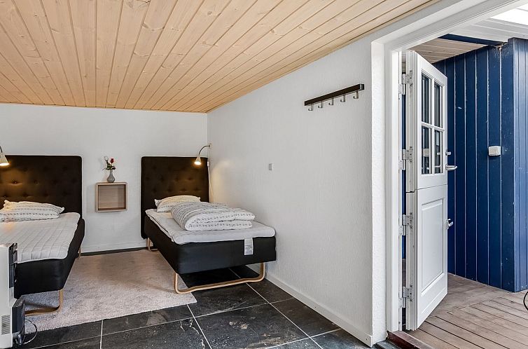 Vakantiehuis "Nisse" - 300m from the sea