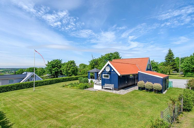 Vakantiehuis "Edvia" - 700m to the fjord