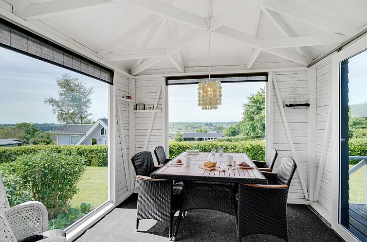 Vakantiehuis "Edvia" - 700m to the fjord