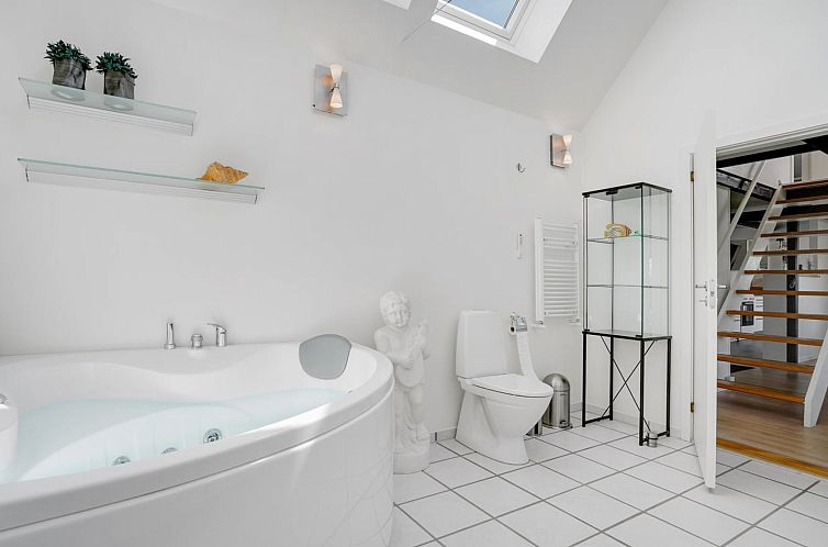 Vakantiehuis "Edvia" - 700m to the fjord