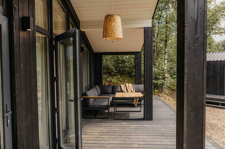 The Hills met Hottub & Sauna