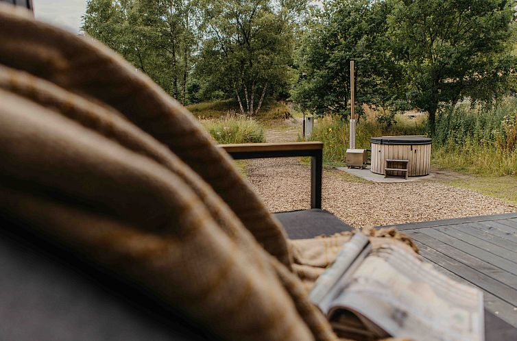 The Hills met Hottub & Sauna