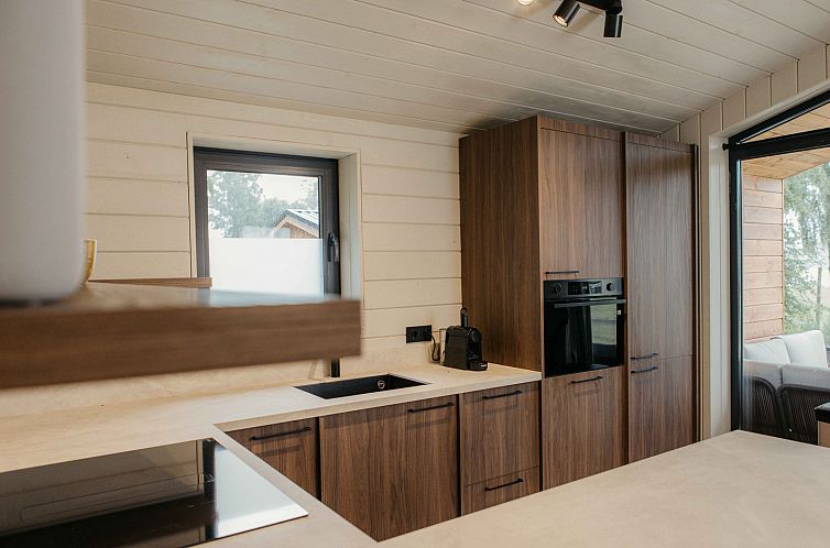 Panorama Lake House Scandi met hottub