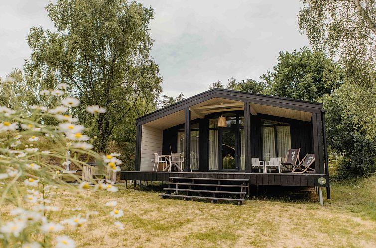 Vacation home The Hills with Hottub in Wilsum, Lower Saxony, offers a serene escape in nature.