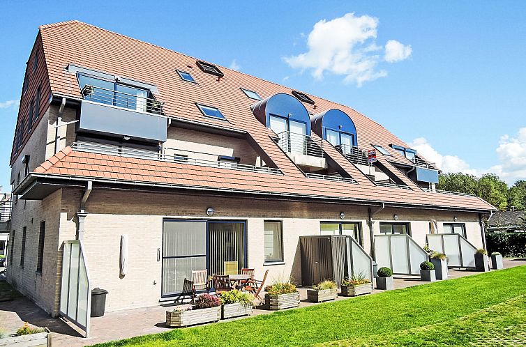 Apartment Ref. 37 in Bredene, West Flanders with sunny terrace and modern architecture, ideal for a relaxing vacation stay.