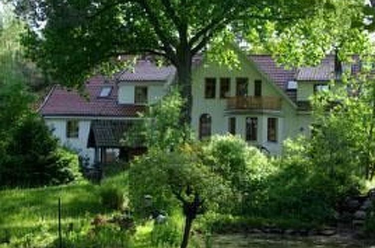 Appartement Große Ferienwohnung in Bleckede mit Großem Bal