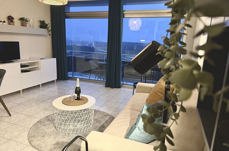 Appartement Studio 806 with balcony