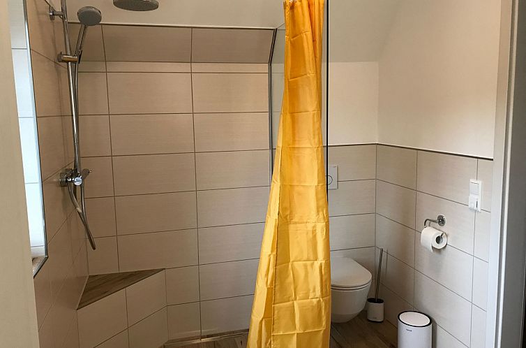 Vakantiehuis Haus Felsenbirne im Bispinger Heidezauber