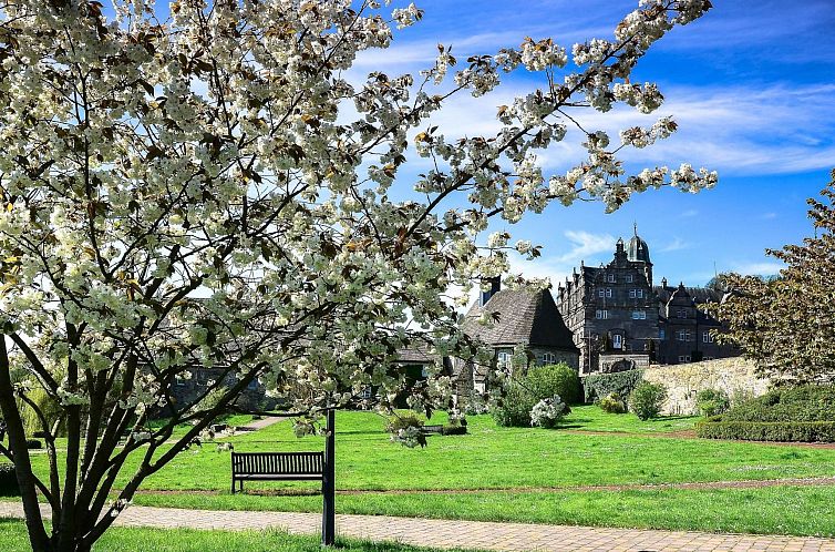 Appartement Große Wohnung in Bodenwerder mit Garten, Terras