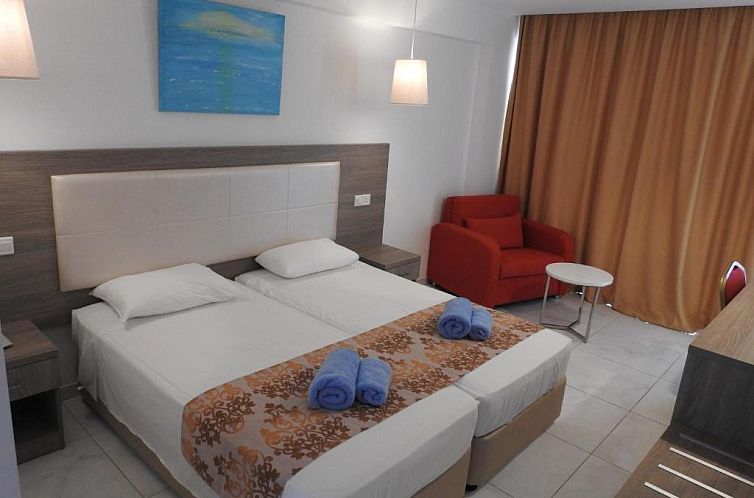 Corfu Hotel