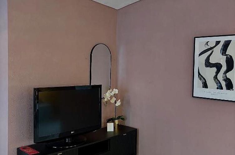 Empress Boutique Hotel