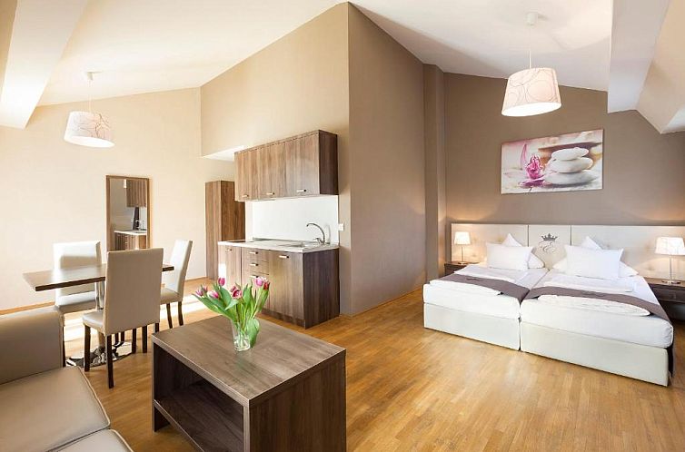 Empress Boutique Hotel