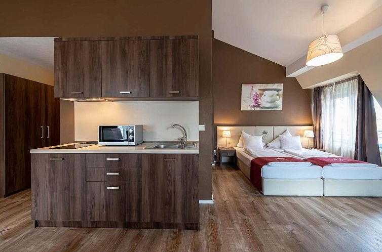 Empress Boutique Hotel