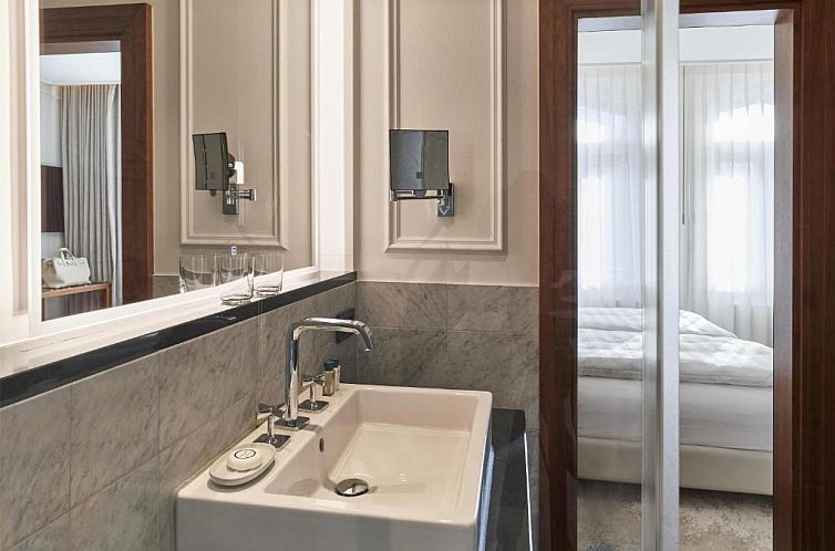 Vier Jahreszeiten Kempinski München