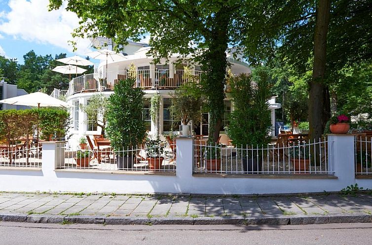 Prinz Myshkin Parkhotel