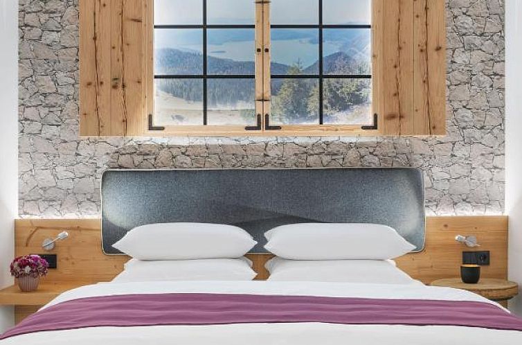 Alpen Hotel München