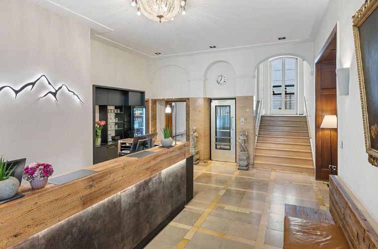 Alpen Hotel München