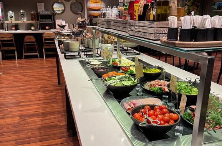 Clarion Collection Hotel With