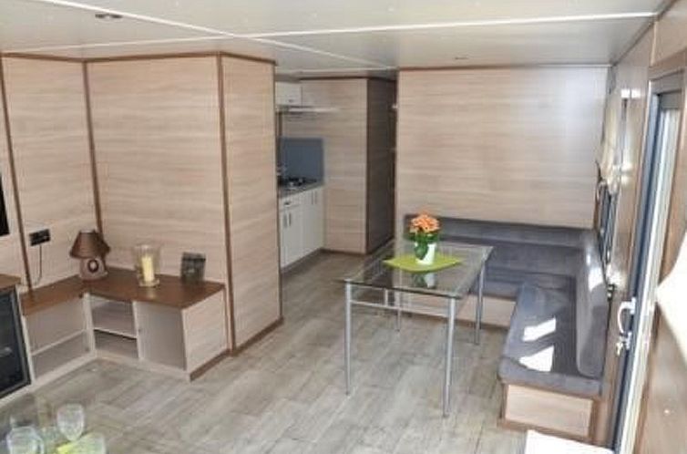 Appartement Mobilheim Zweiundvierzig in Lychen