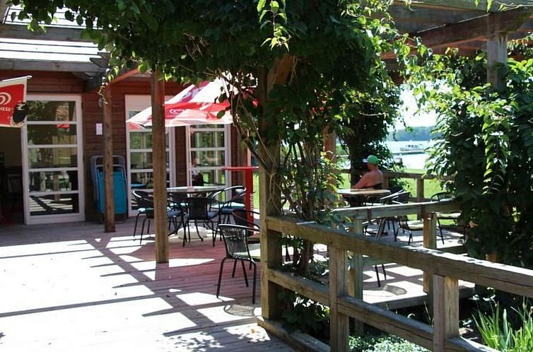 Vakantiehuis in Hohenlychen mit Grill, Loggia 3