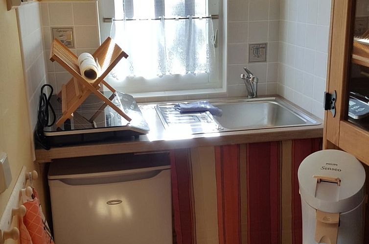 Appartement Holz-Bungalow mit Terrasse