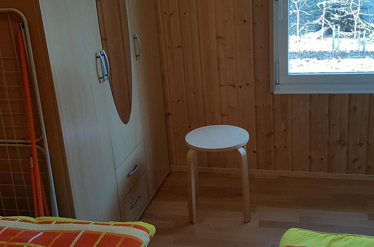 Appartement Holz-Bungalow mit Terrasse
