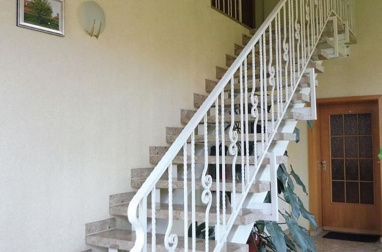 Appartement Nette Wohnung mit Garten, Grill und Pool
