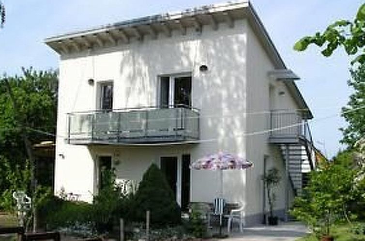 Appartement Moderne Erdgeschoss-Wohnung mit Terrasse