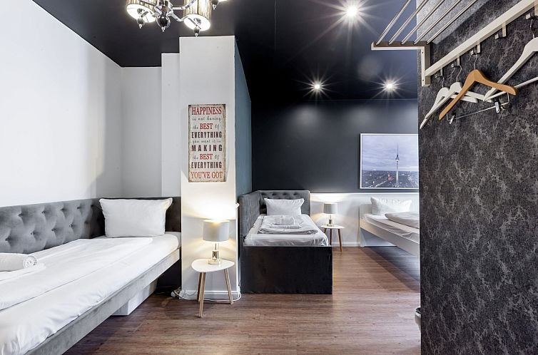 Appartement für acht Erwachsene und zwei Kinder