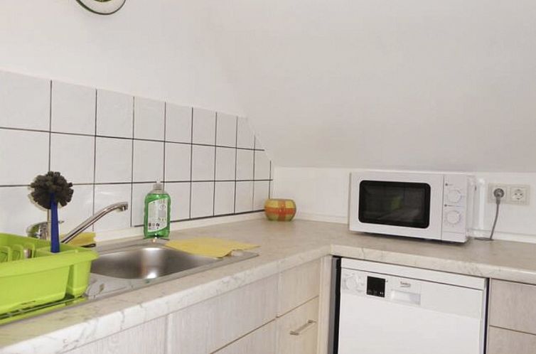 Appartement Wohung mit Balkon und Garten nahe Stadtgrenze