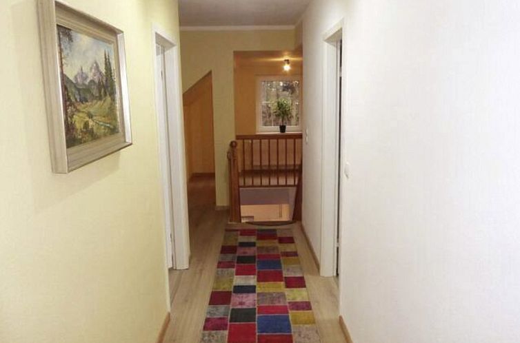 Appartement Wohung mit Balkon und Garten nahe Stadtgrenze