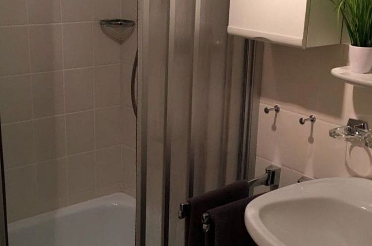 Appartement Moderne Ferienwohnung mit Balkon