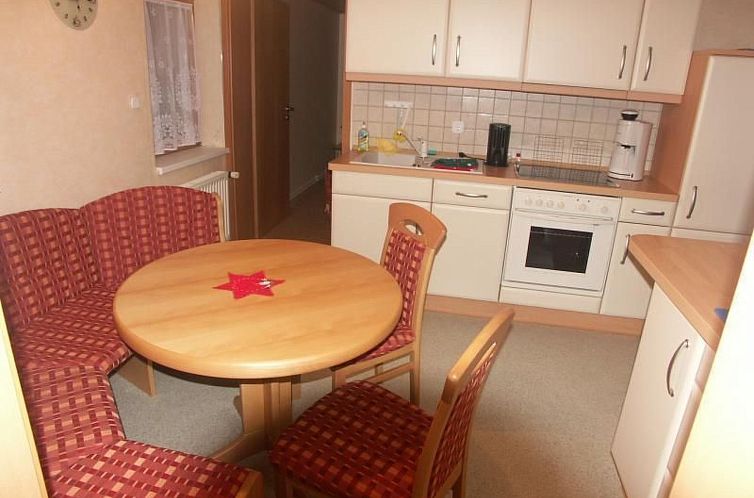 Vakantiehuis mit Spielplatz, Garten und Fernsicht