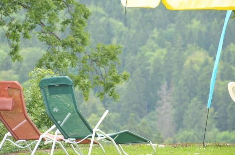 Vakantiehuis mit Spielplatz, Garten und Fernsicht