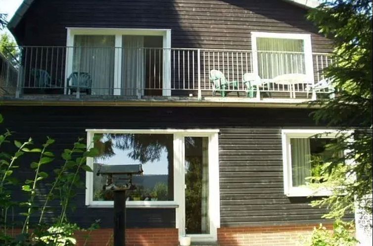 Appartement Premium-Ferienwohnung mit Balkon und Bergblick