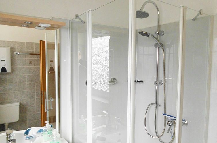 Appartement Premium-Ferienwohnung mit Balkon und Bergblick