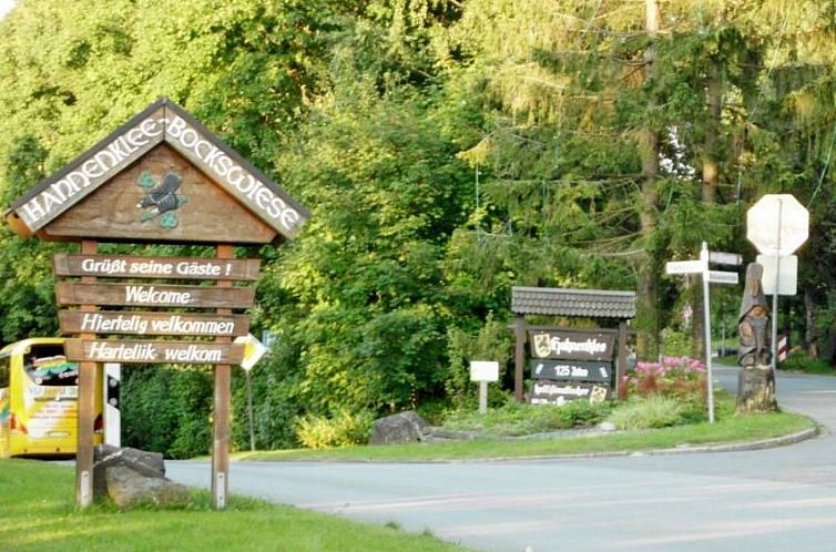 Appartement Premium-Ferienwohnung mit Balkon und Bergblick