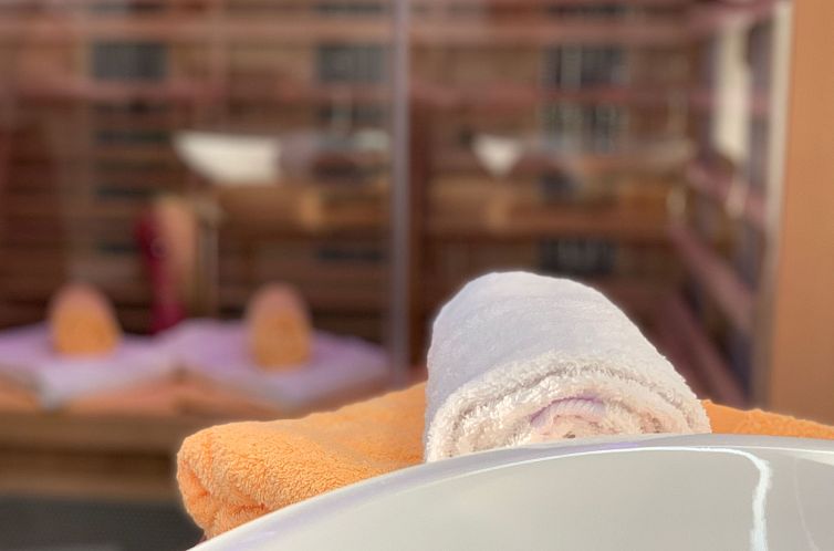 Appartement Ferienwohnung mit Infrarotwärmekabine