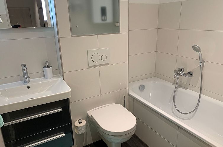Appartement Ferienwohnung mit Infrarotwärmekabine