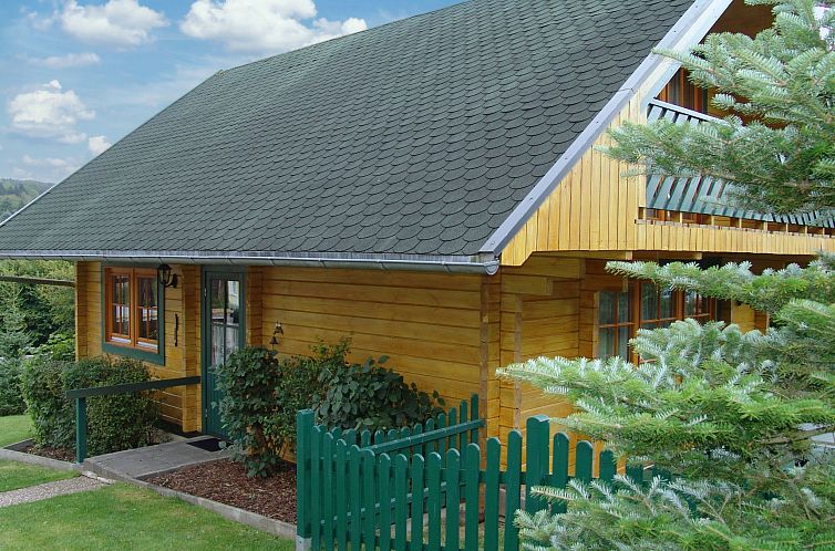 Vakantiehuis Wunderschönes Blockhaus mit Terrasse