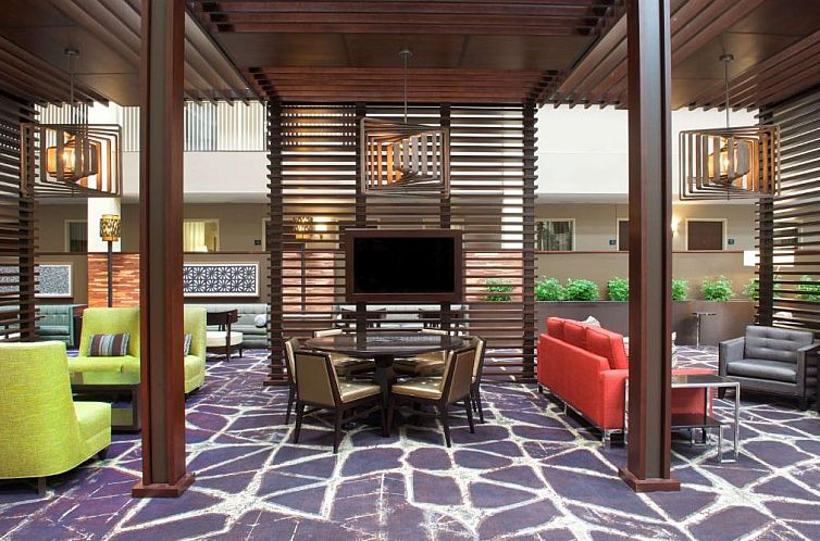 Embassy Suites by Hilton Philadelphia Airport