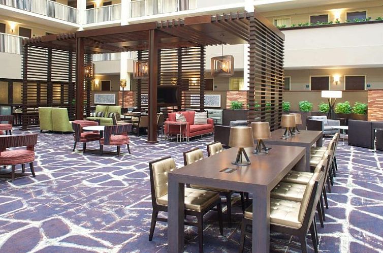 Embassy Suites by Hilton Philadelphia Airport