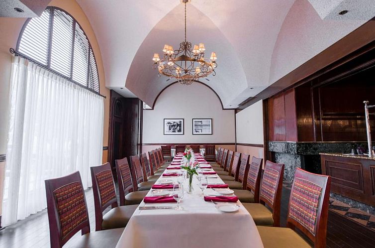 DoubleTree by Hilton Philadelphia Airport