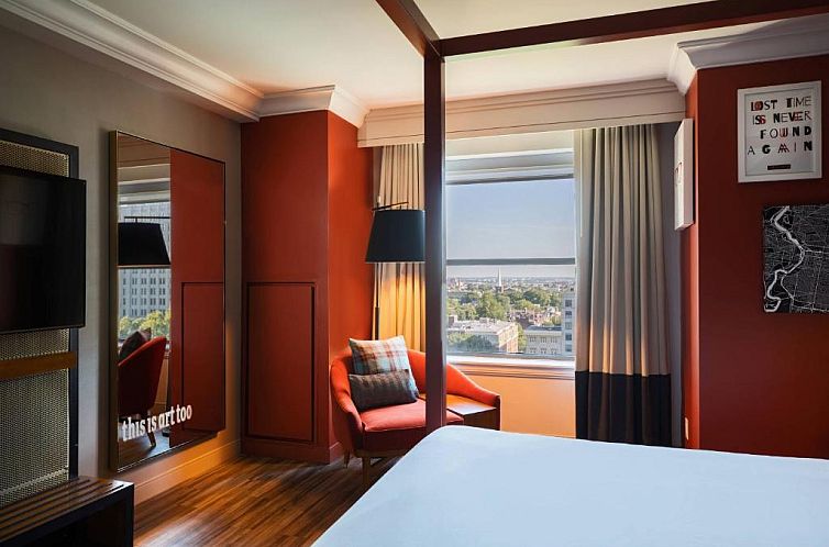 Renaissance Philadelphia Downtown Hotel
