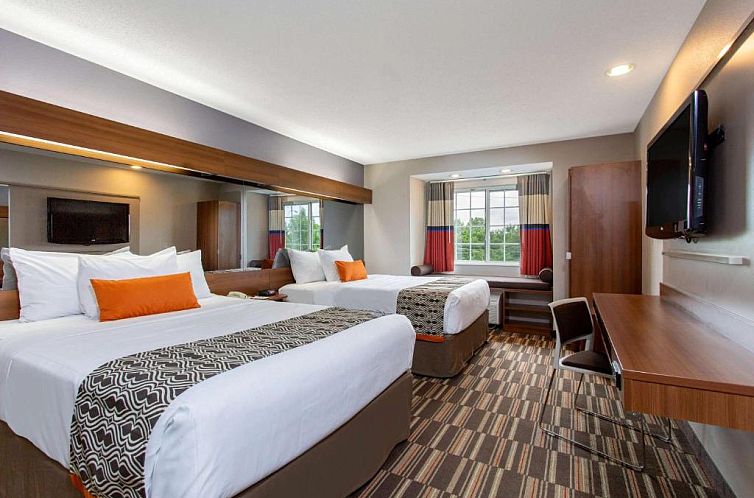 Microtel Inn & Suites by Wyndham Philadelphia Airport
