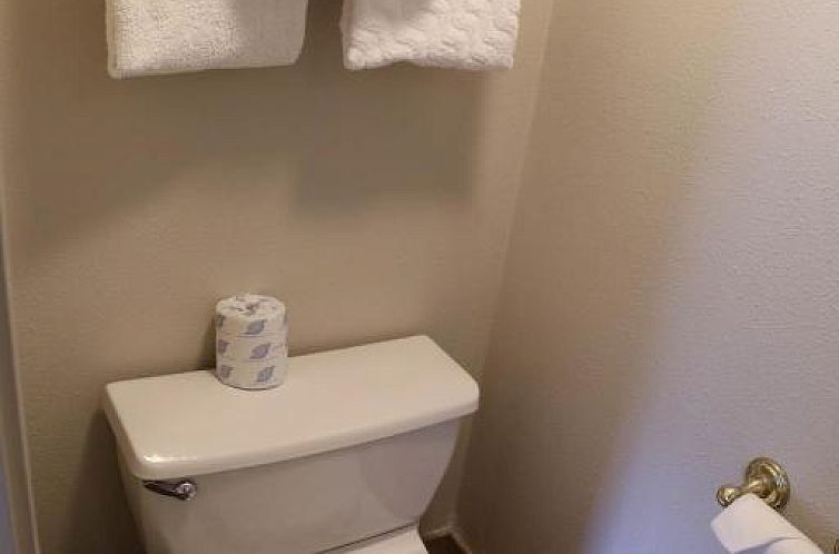 Destiny Palms Hotel Maingate West